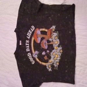 Cropped Trippy T-shirt